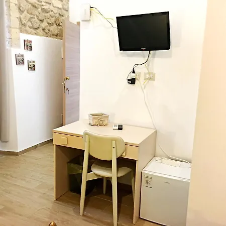 Locandanonnaiole * Syracuse